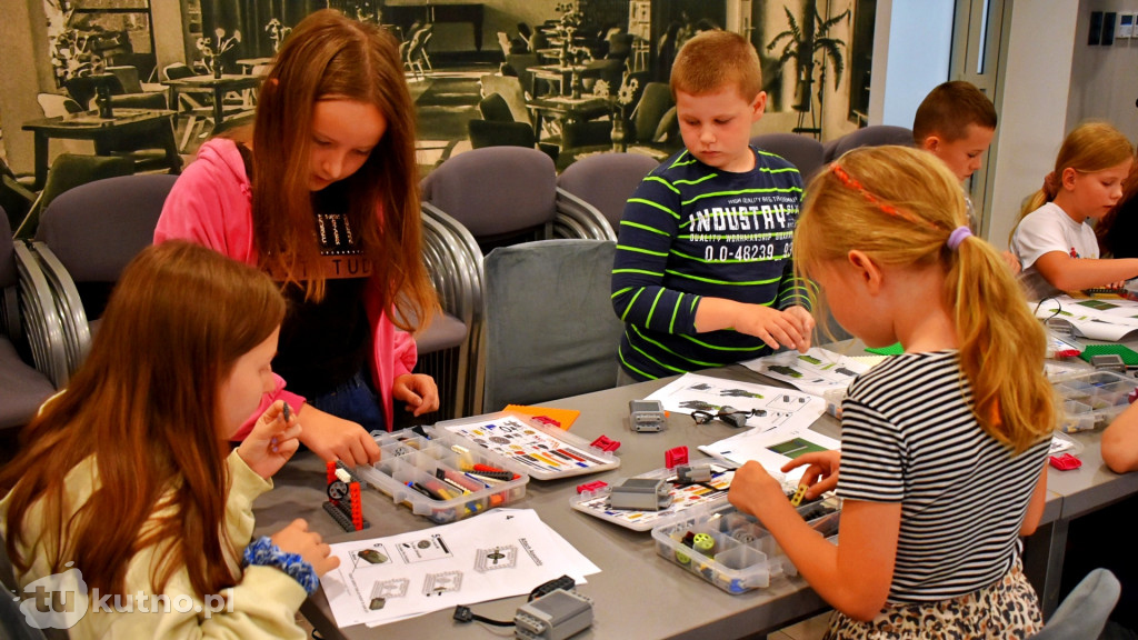 Warsztaty Lego w bibliotece.