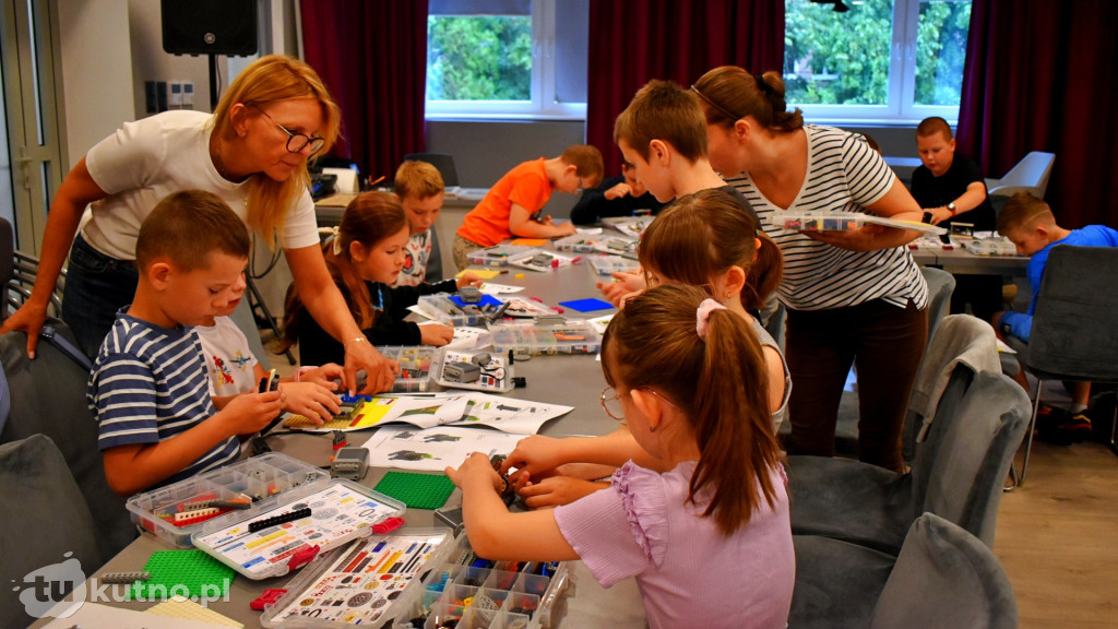 Warsztaty Lego w bibliotece.