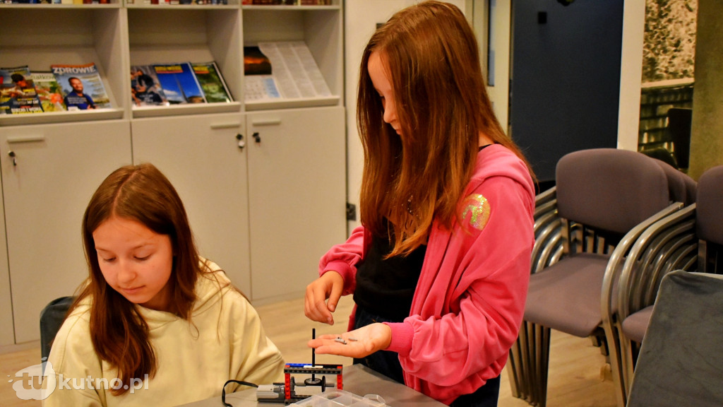 Warsztaty Lego w bibliotece.
