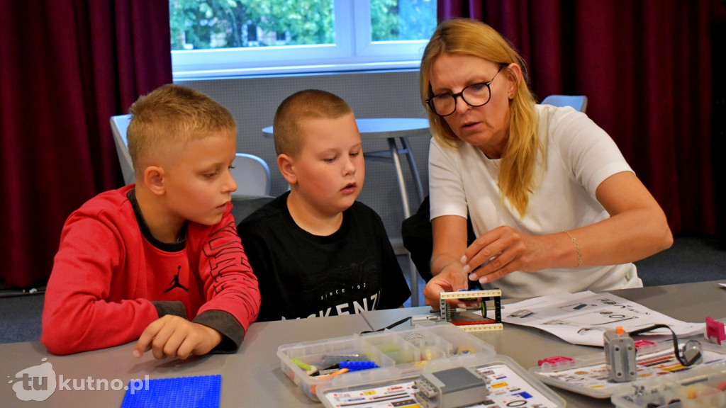Warsztaty Lego w bibliotece.