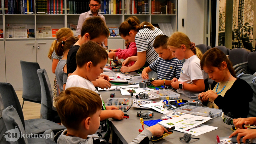 Warsztaty Lego w bibliotece.