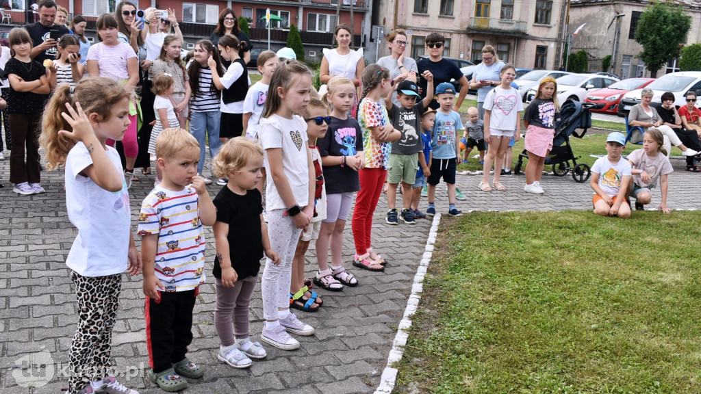 Cała Polska skacze z pandą w Piątku!