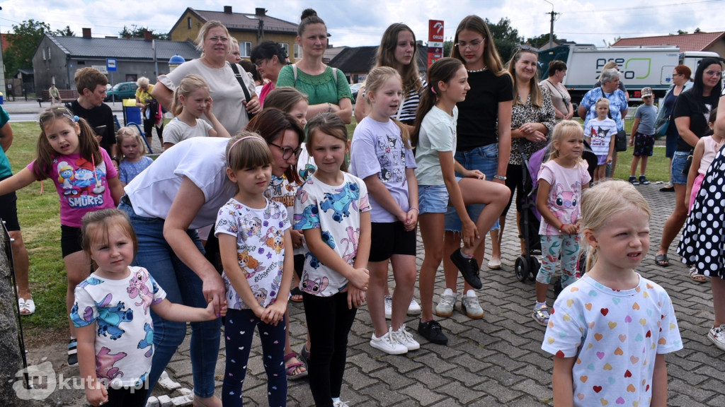 Cała Polska skacze z pandą w Piątku!