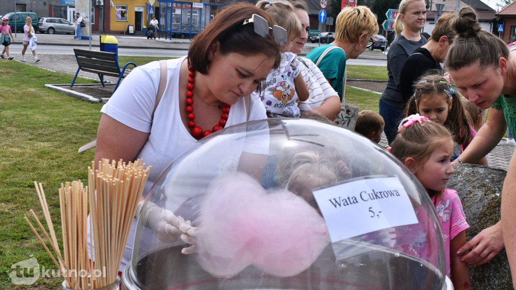 Cała Polska skacze z pandą w Piątku!