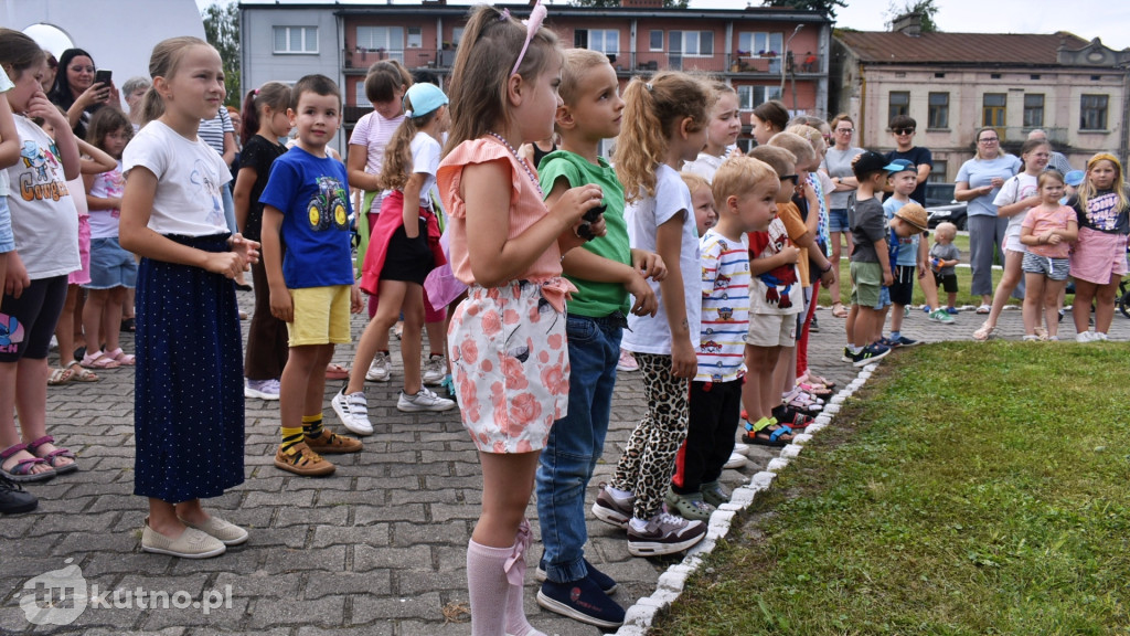 Cała Polska skacze z pandą w Piątku!