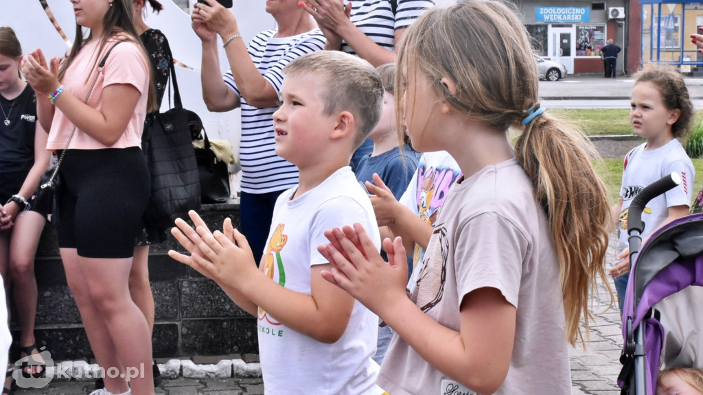 Cała Polska skacze z pandą w Piątku!