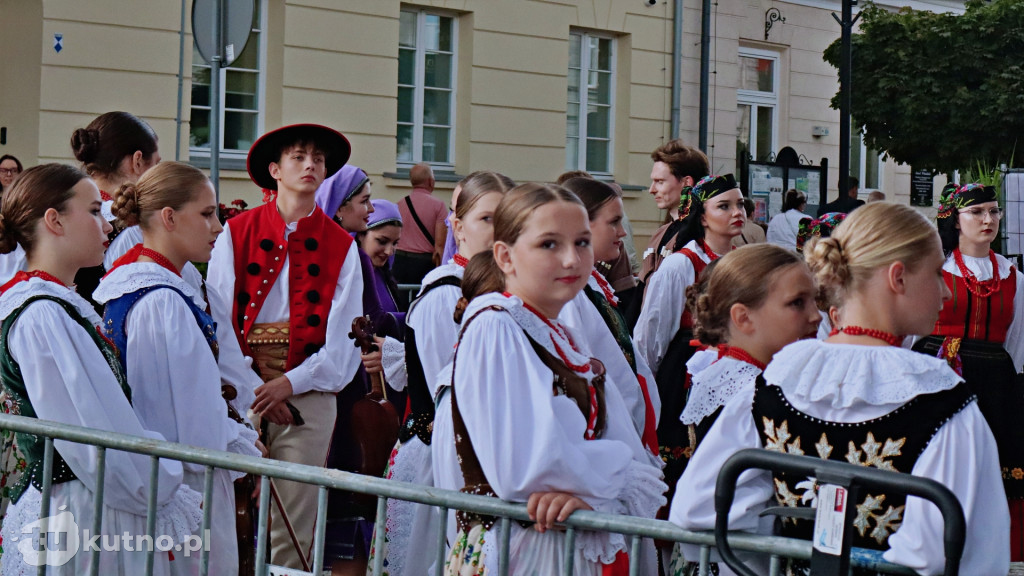 Folklor i Róże - 51. Święto Róży