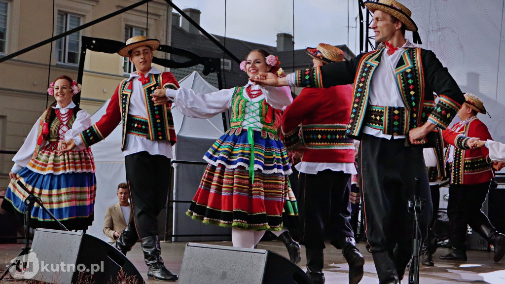 Folklor i Róże - 51. Święto Róży