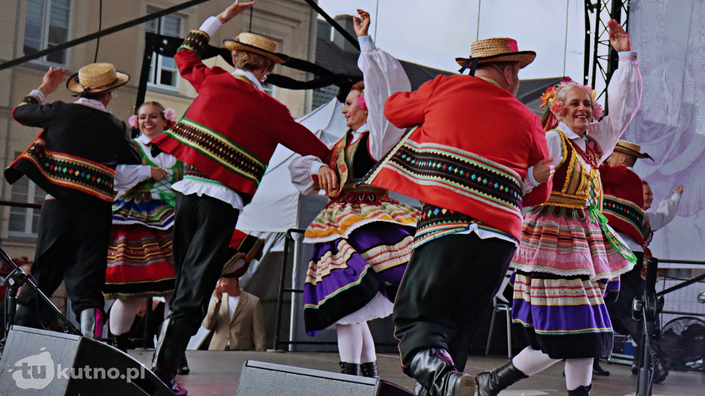Folklor i Róże - 51. Święto Róży