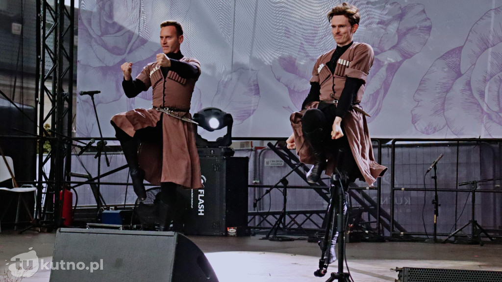 Folklor i Róże - 51. Święto Róży