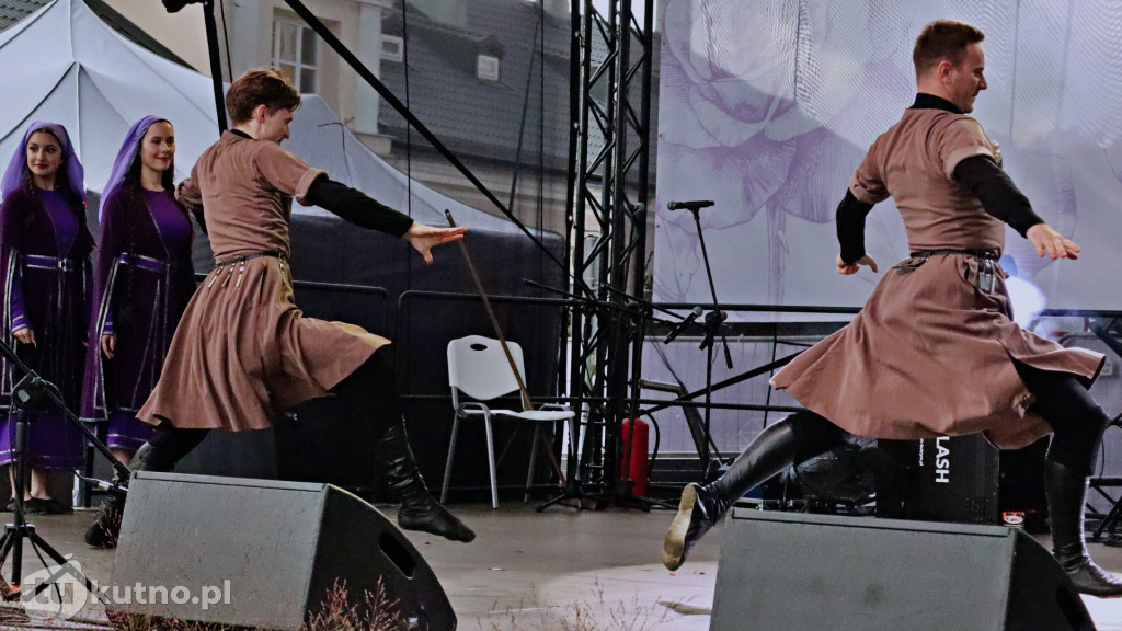 Folklor i Róże - 51. Święto Róży