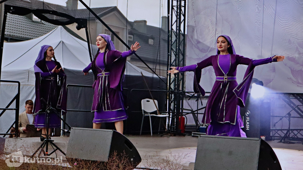Folklor i Róże - 51. Święto Róży