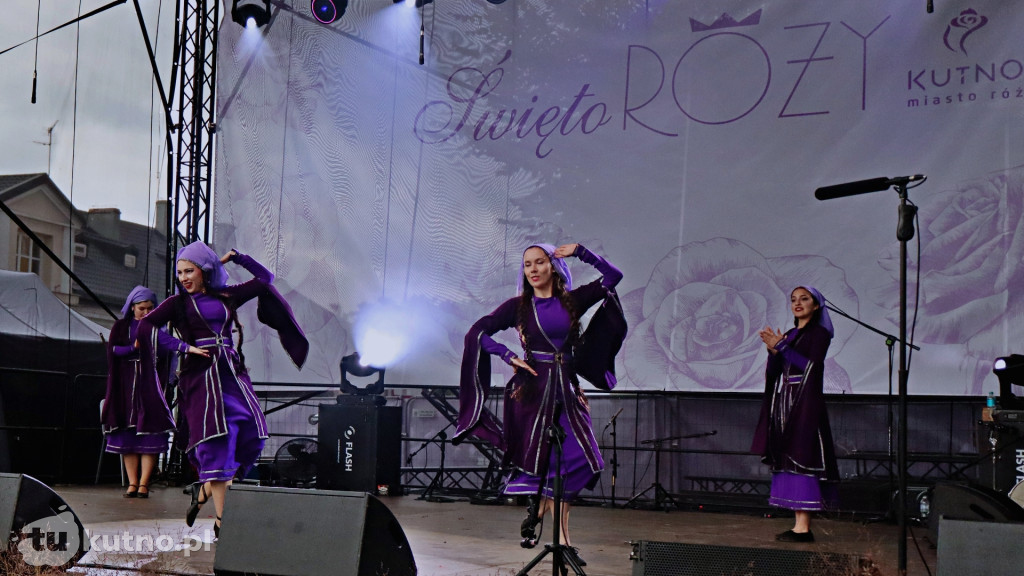 Folklor i Róże - 51. Święto Róży