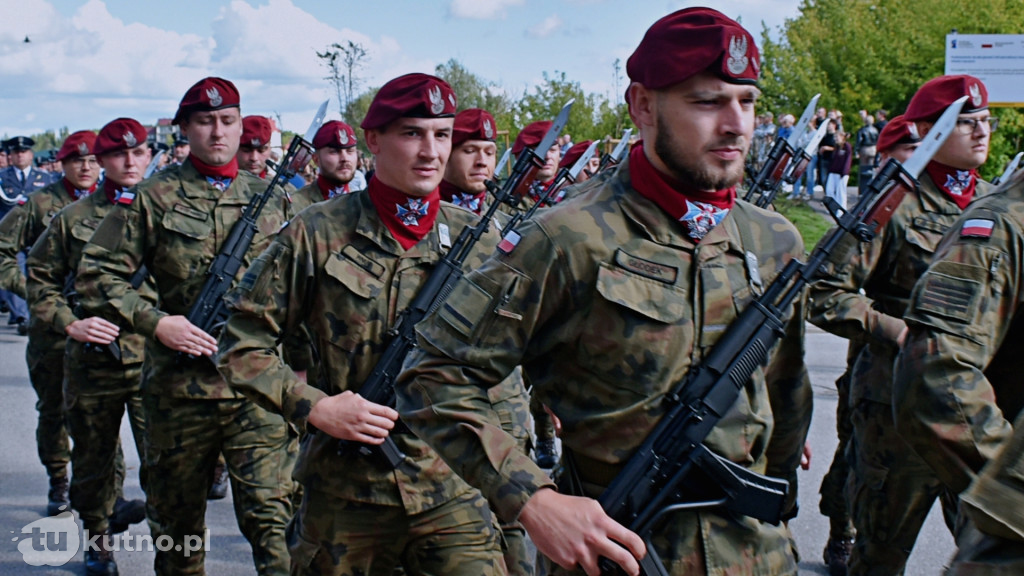Odsłonięciu Muralu I Dywizjonu Lotniczego