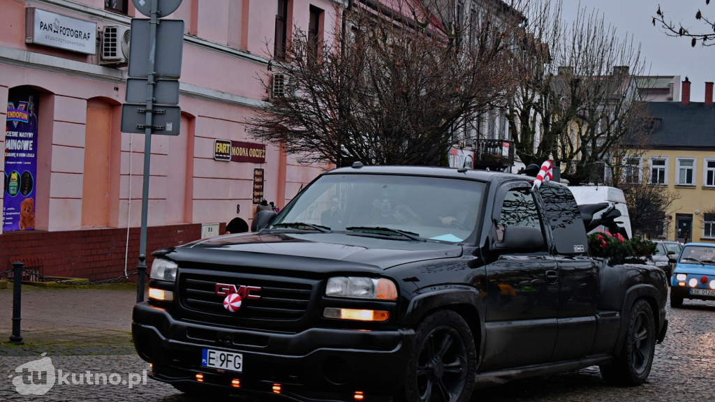 Inwazja Świętych Mikołajów! Tłumy w centrum Kutna