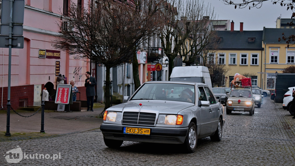 Inwazja Świętych Mikołajów! Tłumy w centrum Kutna