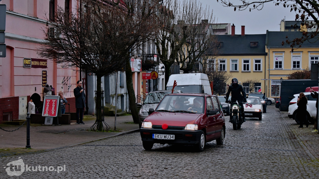 Inwazja Świętych Mikołajów! Tłumy w centrum Kutna