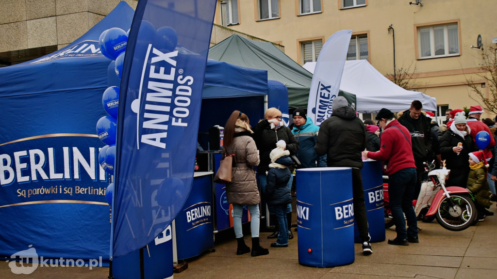 Inwazja Świętych Mikołajów! Tłumy w centrum Kutna