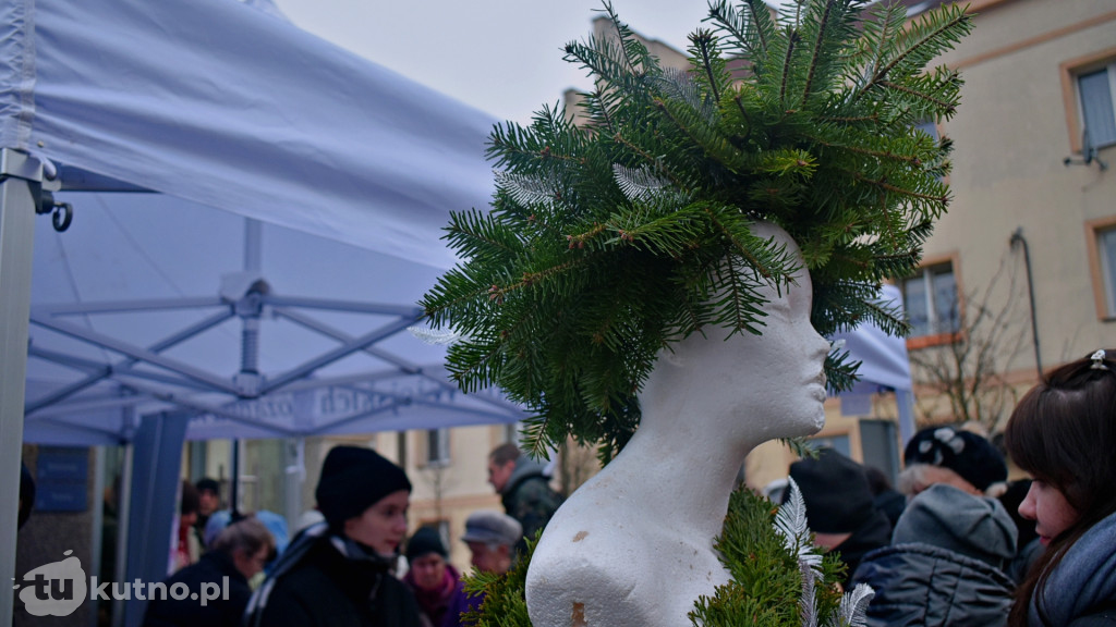 Inwazja Świętych Mikołajów! Tłumy w centrum Kutna