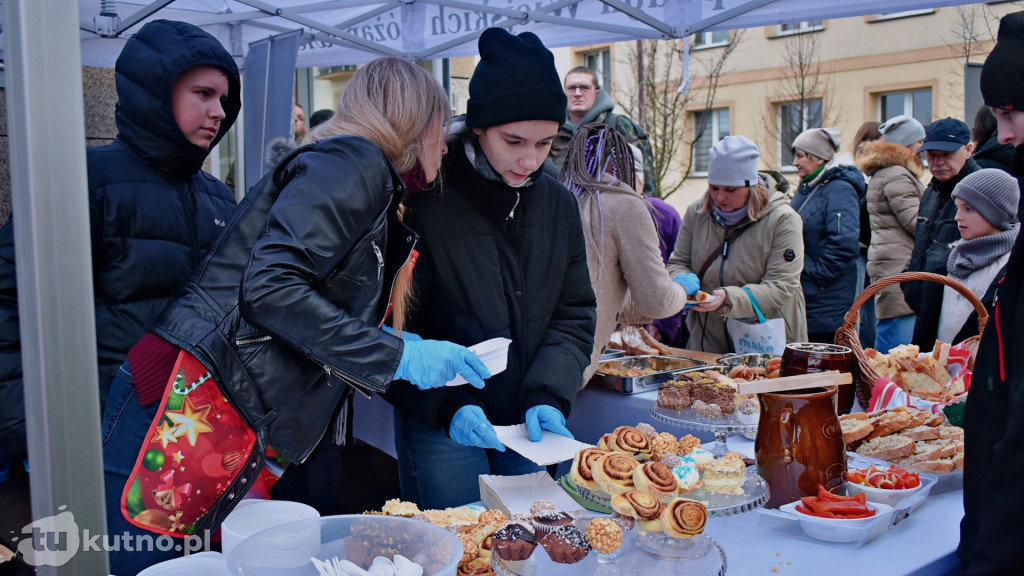 Inwazja Świętych Mikołajów! Tłumy w centrum Kutna