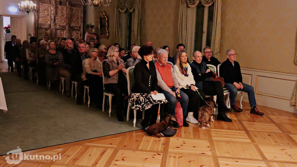 Uroczyste przekazanie sztuki Wasowskich Grupie ‘od jutra’