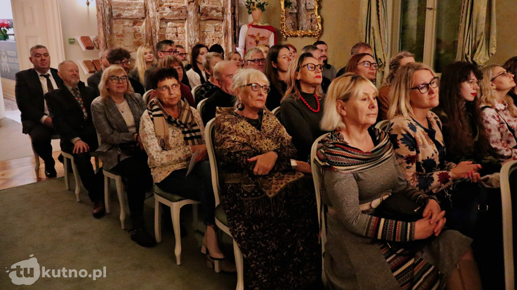 Uroczyste przekazanie sztuki Wasowskich Grupie ‘od jutra’