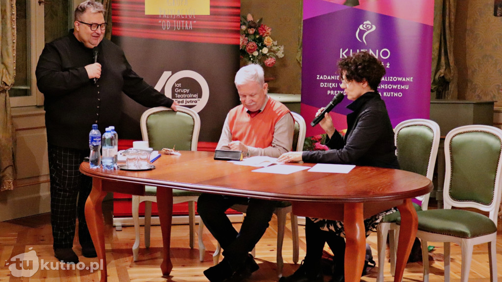 Uroczyste przekazanie sztuki Wasowskich Grupie ‘od jutra’