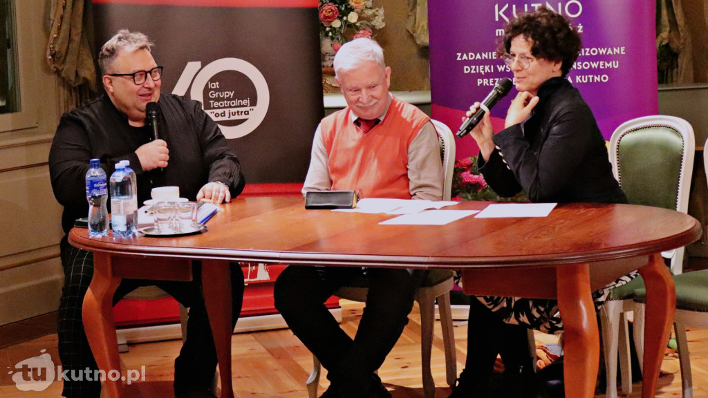 Uroczyste przekazanie sztuki Wasowskich Grupie ‘od jutra’