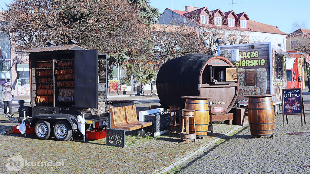 Jarmark - pachnie wędzeniem, żurawiną i kołaczem!