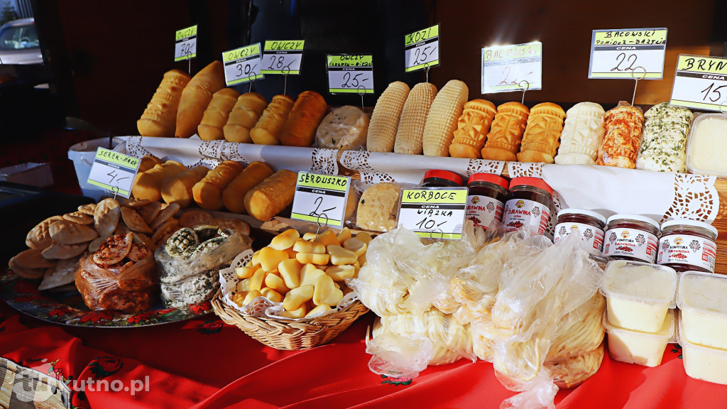 Jarmark - pachnie wędzeniem, żurawiną i kołaczem!