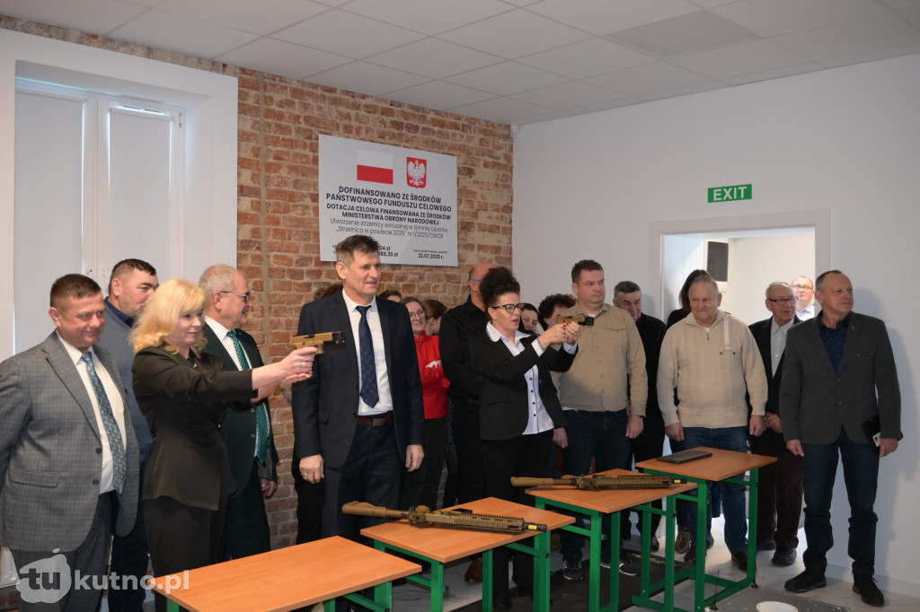 Gmina Oporów stawia na nowoczesność: wirtualna strzelnica już otwarta
