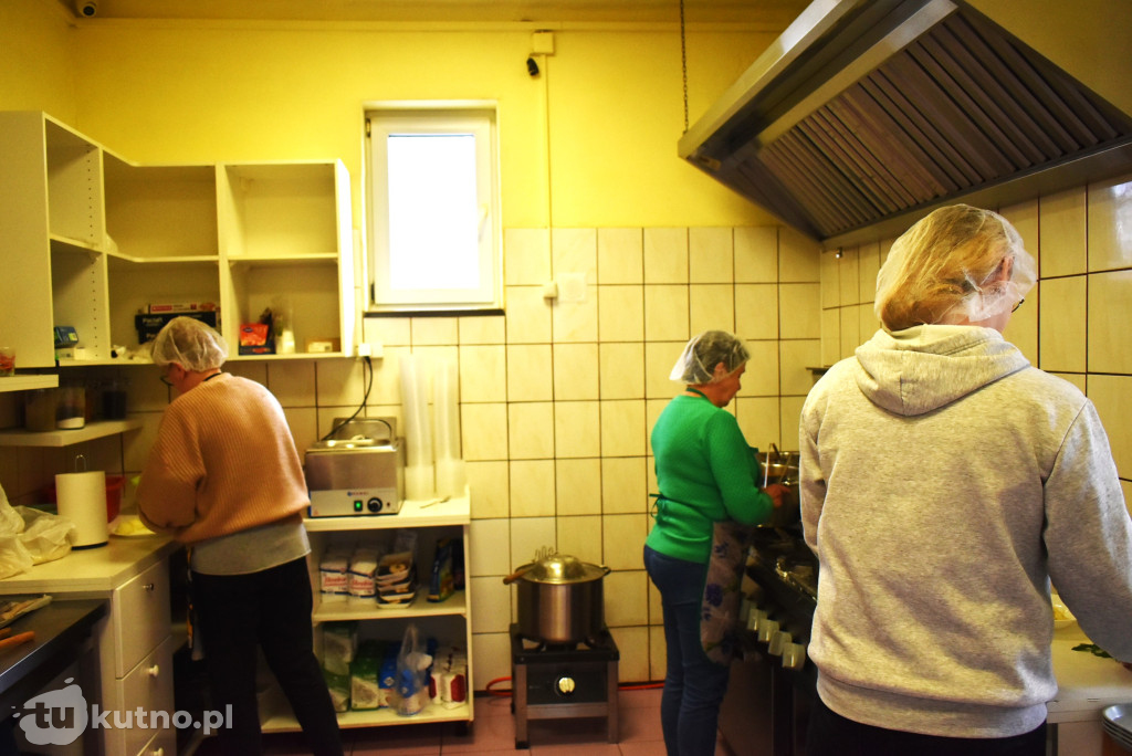 Gorące serca i gorąca...zupa! Podaruj ciepły posiłek w ramach inicjatywy \