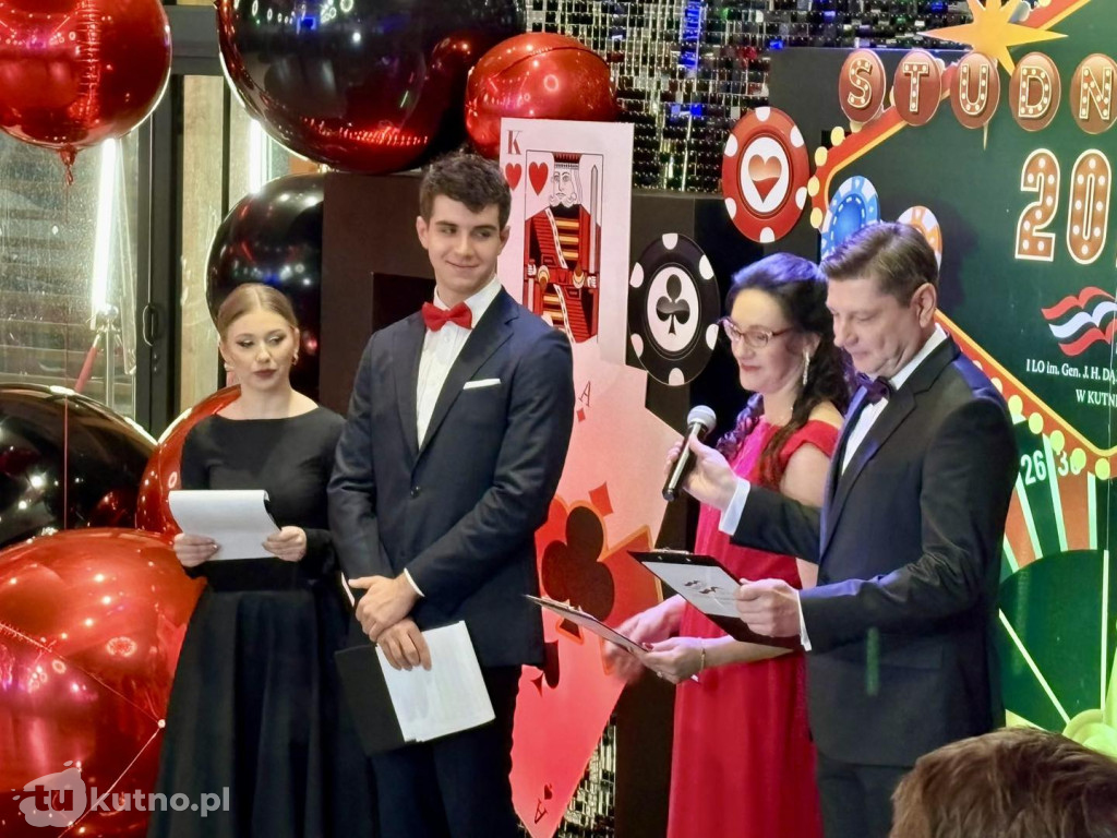 Niezapomniana noc maturzystów Dąbrowszczaka