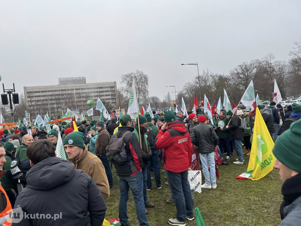 Strasburg: Rolnicy z powiatu kutnowskiego protestują przeciwko umowie z Mercosur