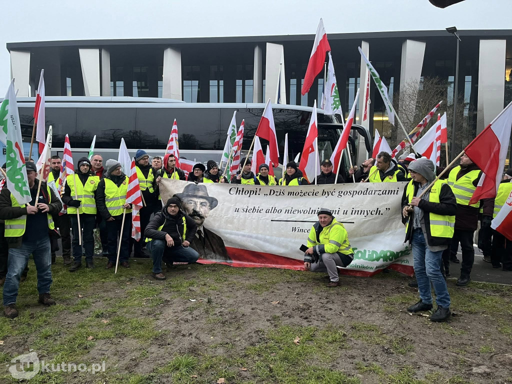 Strasburg: Rolnicy z powiatu kutnowskiego protestują przeciwko umowie z Mercosur