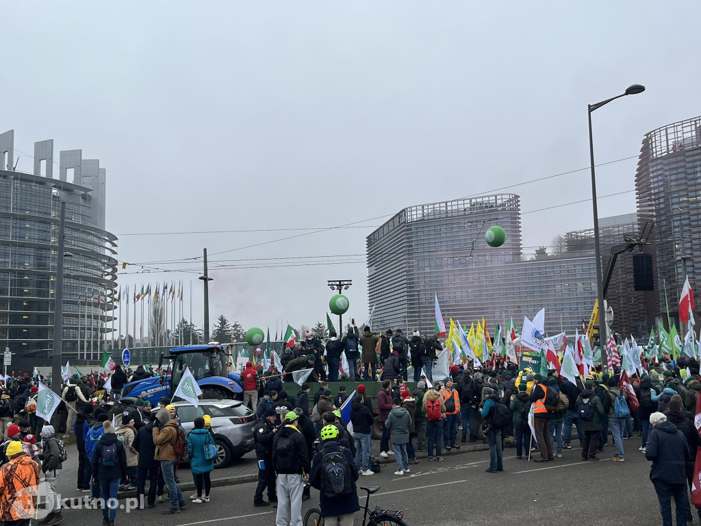 Strasburg: Rolnicy z powiatu kutnowskiego protestują przeciwko umowie z Mercosur