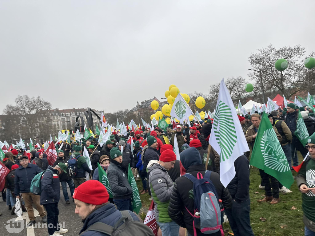 Strasburg: Rolnicy z powiatu kutnowskiego protestują przeciwko umowie z Mercosur