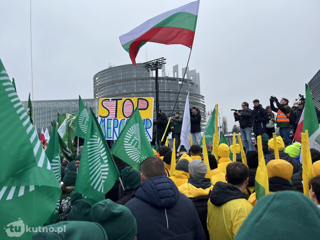 Strasburg: Rolnicy z powiatu kutnowskiego protestują przeciwko umowie z Mercosur