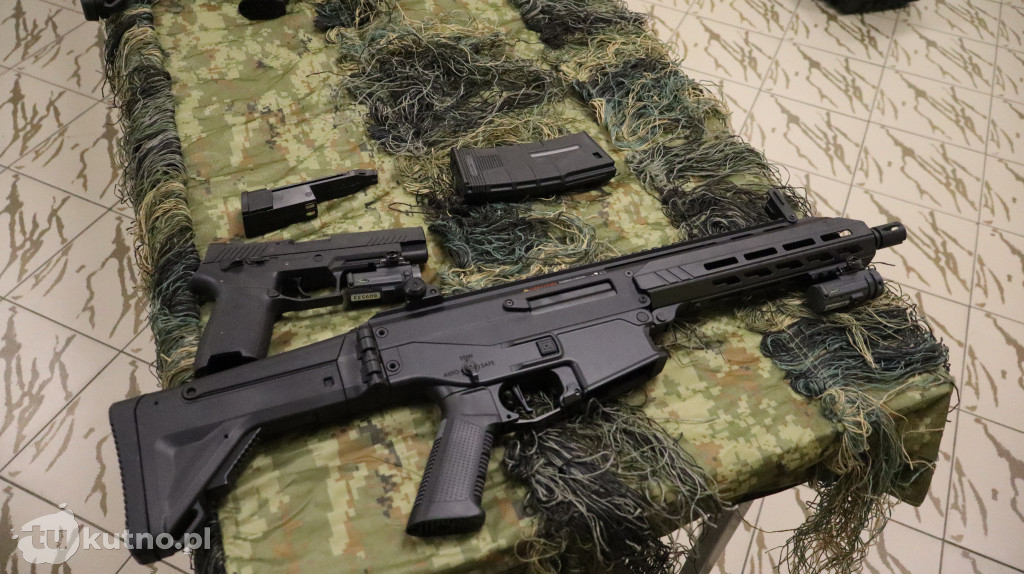 Strzały bez kul, wirtualna strzelnica w Łęczycy