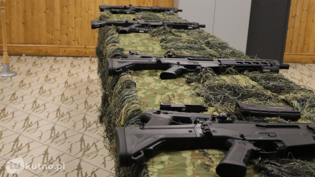 Strzały bez kul, wirtualna strzelnica w Łęczycy