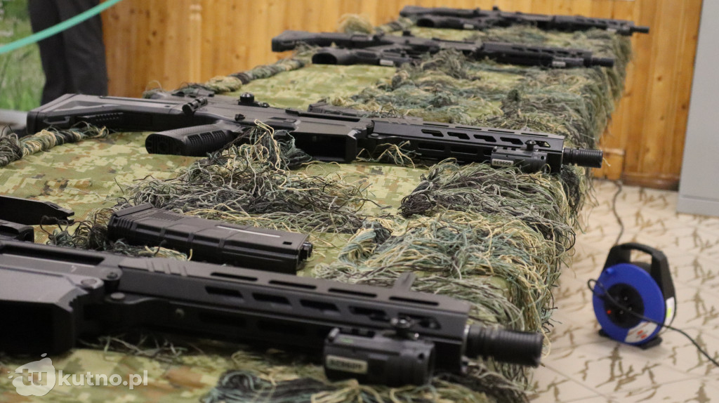 Strzały bez kul, wirtualna strzelnica w Łęczycy