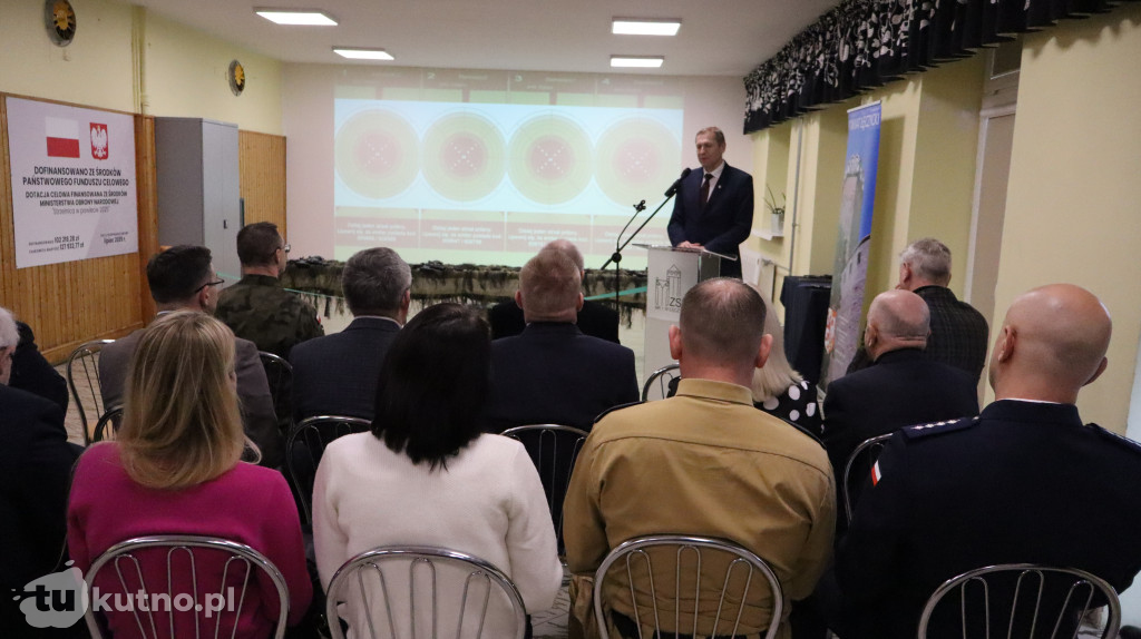 Strzały bez kul, wirtualna strzelnica w Łęczycy