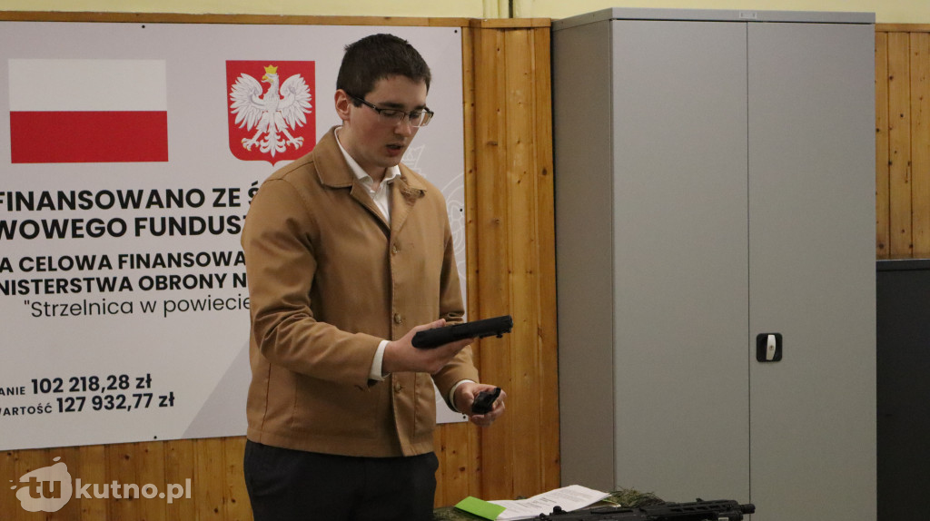 Strzały bez kul, wirtualna strzelnica w Łęczycy