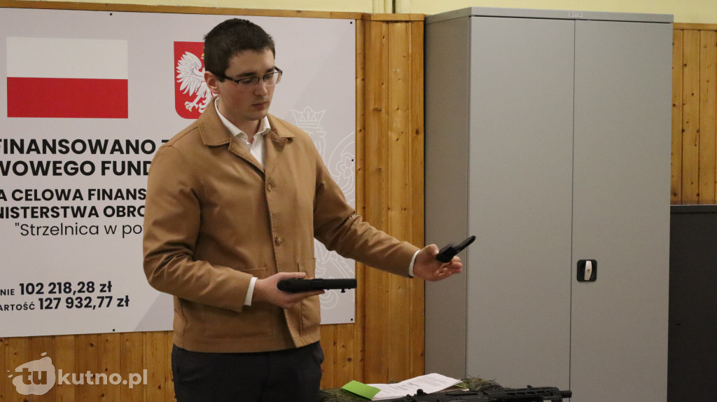 Strzały bez kul, wirtualna strzelnica w Łęczycy