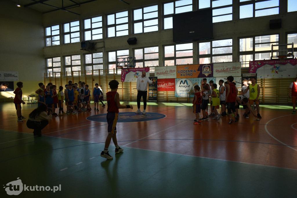 Turniej z Maciejem Lampe trwa