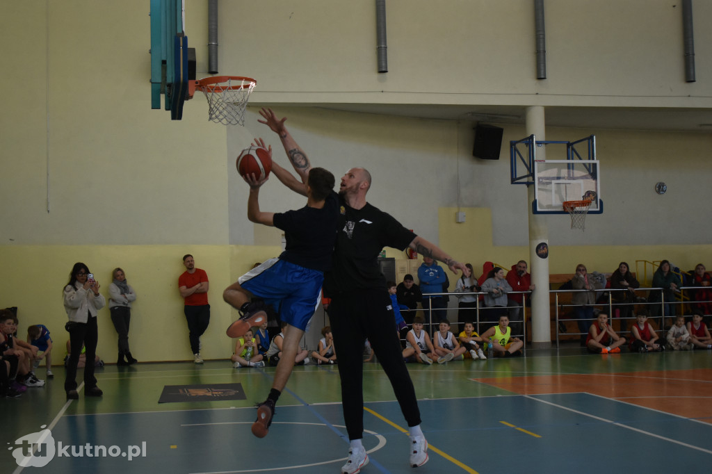 Turniej z Maciejem Lampe trwa