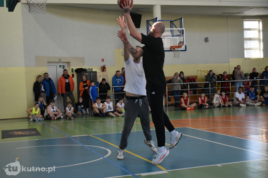 Turniej z Maciejem Lampe trwa