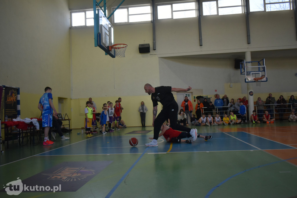 Turniej z Maciejem Lampe trwa