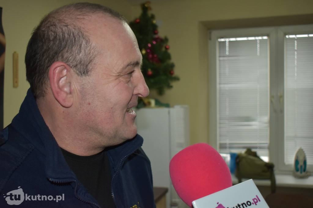 Ponad 100 pączków rozdanych w Kutnie. Słodka inicjatywa Radia Q