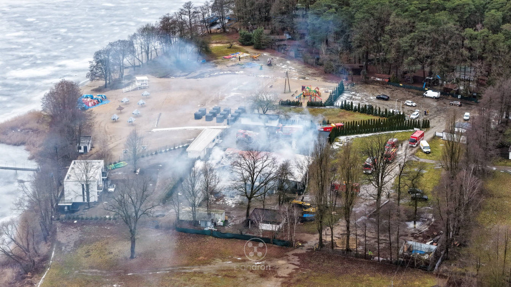 Dramatyczny poranek w Grabinie. Spłonęła Plaża Patelnia